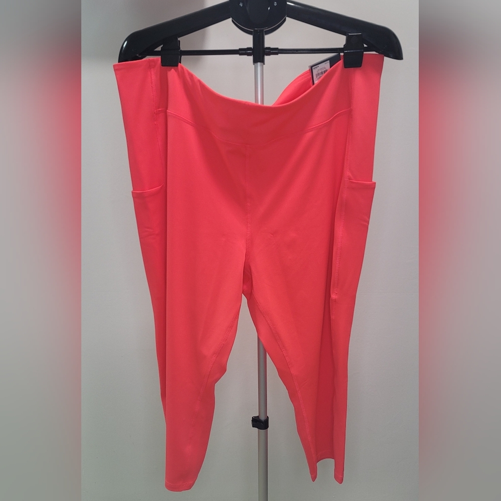 NWT Women's Plus Tek Gear High-Rise Capri Workout Gear Leggings With Pockets 3X